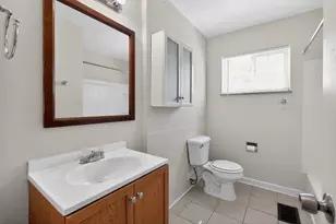 2745 Regina Ave, Columbus, OH 43204 - Photo 24
