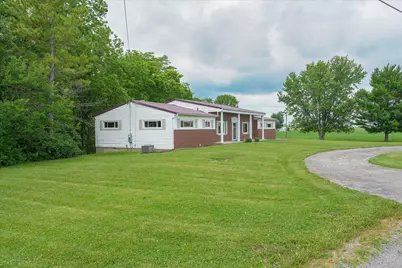5128 Locust Grove Road SE, Washington Court House, OH 43160 - Photo 4