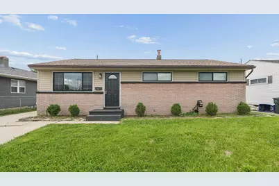 4155 Dixie Court, Columbus, OH 43228 - Photo 2