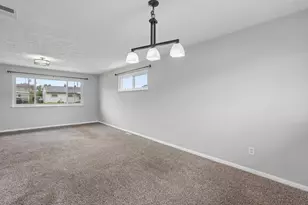 4155 Dixie Ct, Columbus, OH 43228 - Photo 8