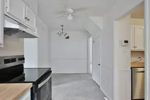 435 N Murray Hill Rd, Columbus, OH 43228 - Photo 10