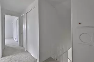 435 N Murray Hill Rd, Columbus, OH 43228 - Photo 16