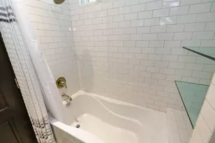 252 E Beck St, Columbus, OH 43206 - Photo 52