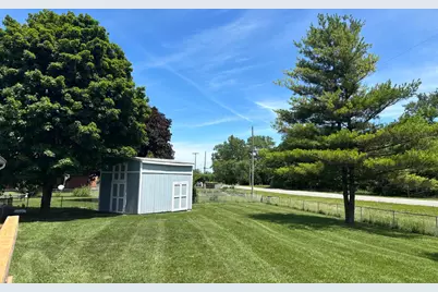 231 Oakdale Court, West Jefferson, OH 43162 - Photo 2