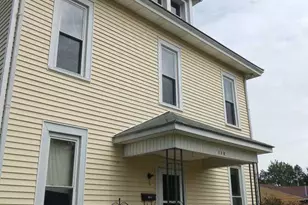 138 N Madison Rd, London, OH 43140 - Photo 2
