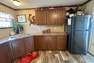 209 Villa Dr, Circleville, OH 43113 - Photo 10