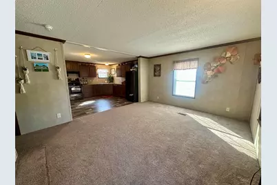 209 Villa Drive, Circleville, OH 43113 - Photo 6