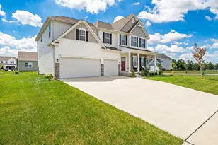 4426 Honey Palm Dr, Grove City, OH 43123 - Photo 2