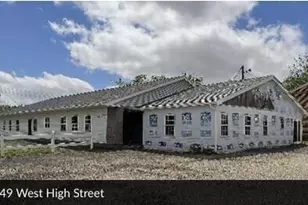249 W High St, London, OH 43140 - Photo 1