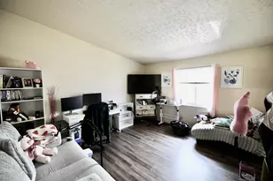 6394 Birchview Dr N, Reynoldsburg, OH 43068 - Photo 6