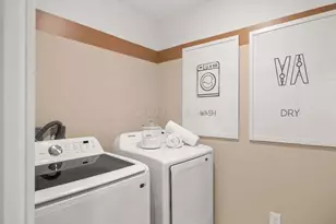 3281 Sunmark Ave, Columbus, OH 43232 - Photo 22