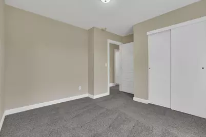 1521 Delbert Road, Columbus, OH 43219 - Photo 26