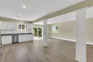 1521 Delbert Rd, Columbus, OH 43219 - Photo 16
