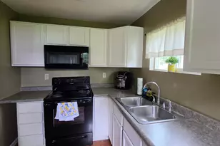 210 W Montford Ave, Ada, OH 45810 - Photo 14