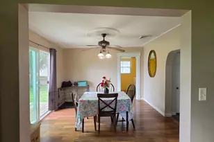 210 W Montford Ave, Ada, OH 45810 - Photo 16