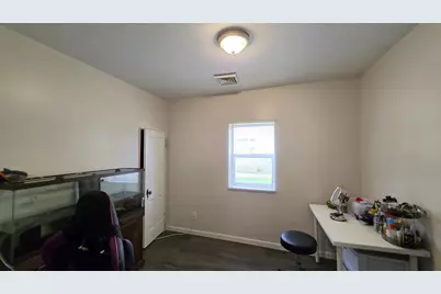 210 W Montford Avenue, Ada, OH 45810 - Photo 20