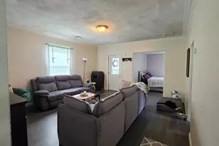 210 W Montford Ave, Ada, OH 45810 - Photo 8