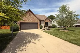 7045 Sherbrook Dr, Westerville, OH 43082 - Photo 4