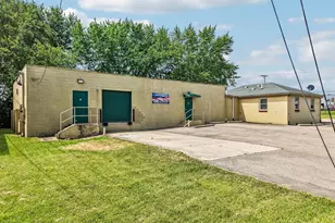 5558 Wadsworth Rd, Dayton, OH 45414 - Photo 12
