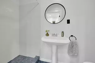 1345 Dennison Ave, Columbus, OH 43201 - Photo 18