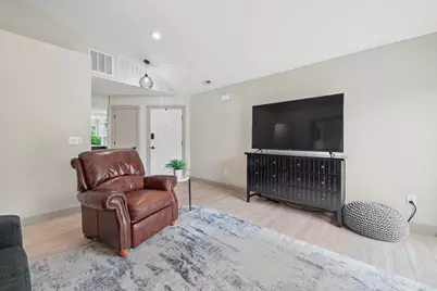 5808 Redsand Road, Hilliard, OH 43026 - Photo 4