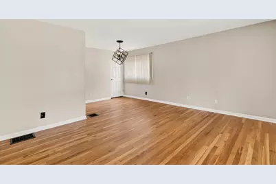 2867 Columbus Street, Grove City, OH 43123 - Photo 8