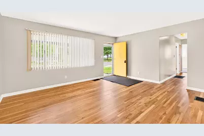 2867 Columbus Street, Grove City, OH 43123 - Photo 6