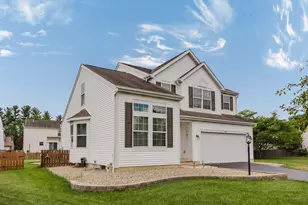 399 Moss Ct, Marysville, OH 43040 - Photo 2