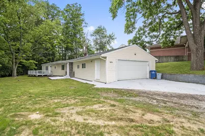 1404 Waggoner Road, Reynoldsburg, OH 43068 - Photo 2