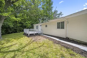 1404 Waggoner Rd, Reynoldsburg, OH 43068 - Photo 10