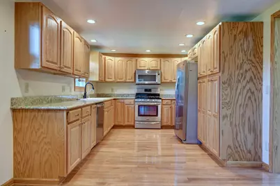 3993 Wadsworth Road, Norton, OH 44203 - Photo 12