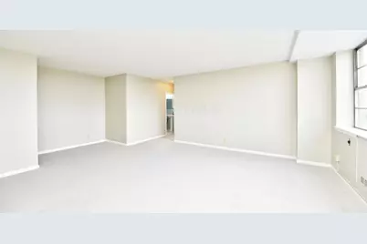 1620 E Broad Street #1202, Columbus, OH 43203 - Photo 8