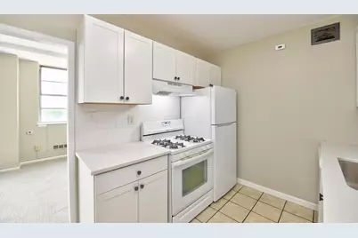 1620 E Broad Street #1202, Columbus, OH 43203 - Photo 12