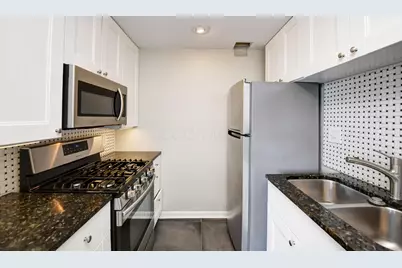 1620 E Broad Street #402, Columbus, OH 43203 - Photo 6