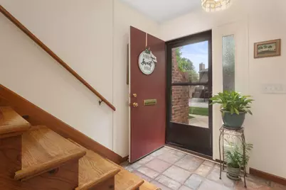 3108 Arlingtowne Lane, Columbus, OH 43221 - Photo 4