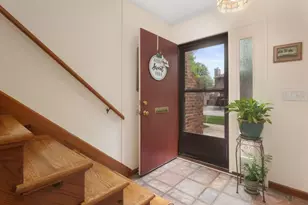 3108 Arlingtowne Ln, Columbus, OH 43221 - Photo 4
