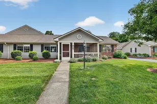 643 Kensington Dr, Heath, OH 43056 - Photo 1