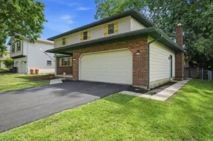 5446 Blue Ash Rd, Columbus, OH 43229 - Photo 2