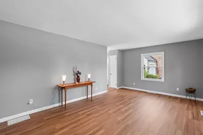 263 Carilla Lane, Columbus, OH 43228 - Photo 6