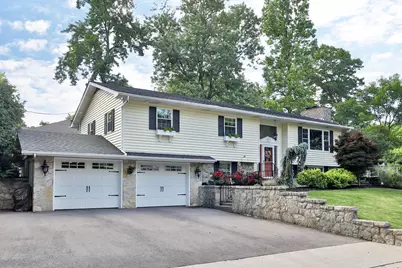 286 Beverly Place, Worthington, OH 43085 - Photo 2