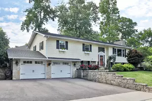 286 Beverly Pl, Worthington, OH 43085 - Photo 2