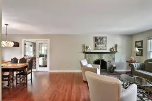 286 Beverly Pl, Worthington, OH 43085 - Photo 8