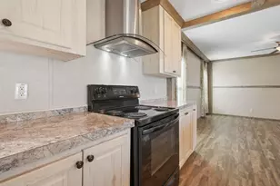 102 Woodfield Pl, Ashville, OH 43103 - Photo 12