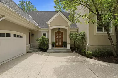 2950 Linkbury Lane, Upper Arlington, OH 43221 - Photo 2