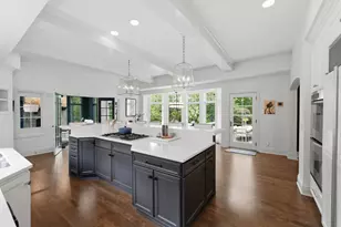 2950 Linkbury Ln, Upper Arlington, OH 43221 - Photo 2