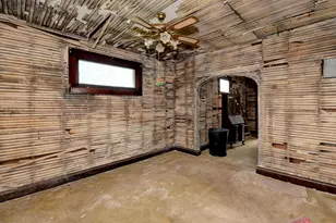 368 S Powell Ave, Columbus, OH 43204 - Photo 16