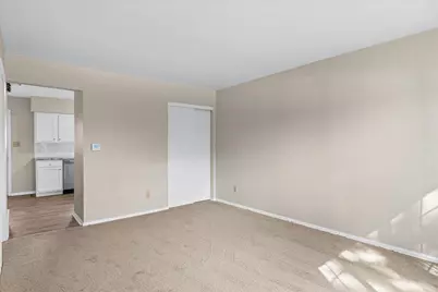 699 Hillsdowne Road #A-D, Westerville, OH 43081 - Photo 6