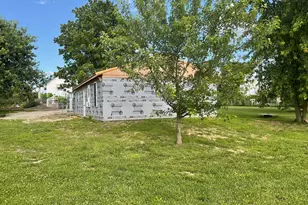 5695 Co Rd 11, New Lexington, OH 43764 - Photo 6