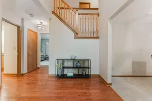 3120 Longridge Way, Grove City, OH 43123 - Photo 4