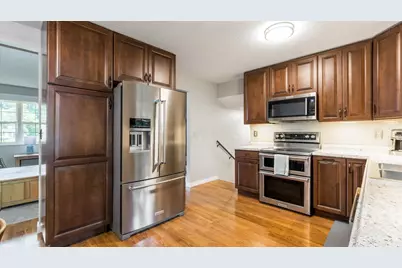 637 Livingston Court, Heath, OH 43056 - Photo 6